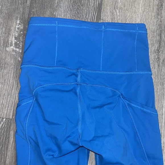 Lululemon Fast and Free High-Rise Crop 23” size 0 
Poolside - Picture 14 of 14